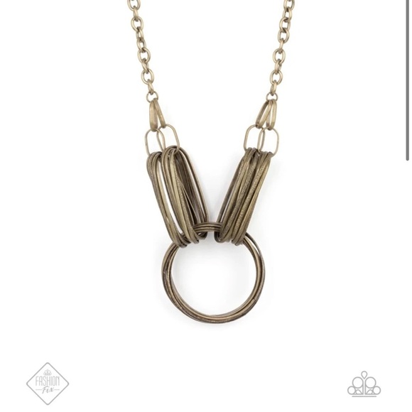 paparazzi Jewelry - Lip Sync Links Necklace NWT